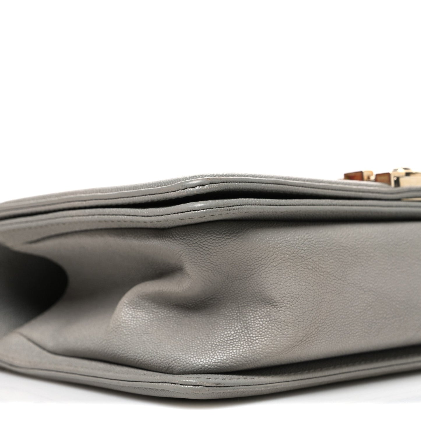 Caviar Quilted Medium Boy Flap Light Grey