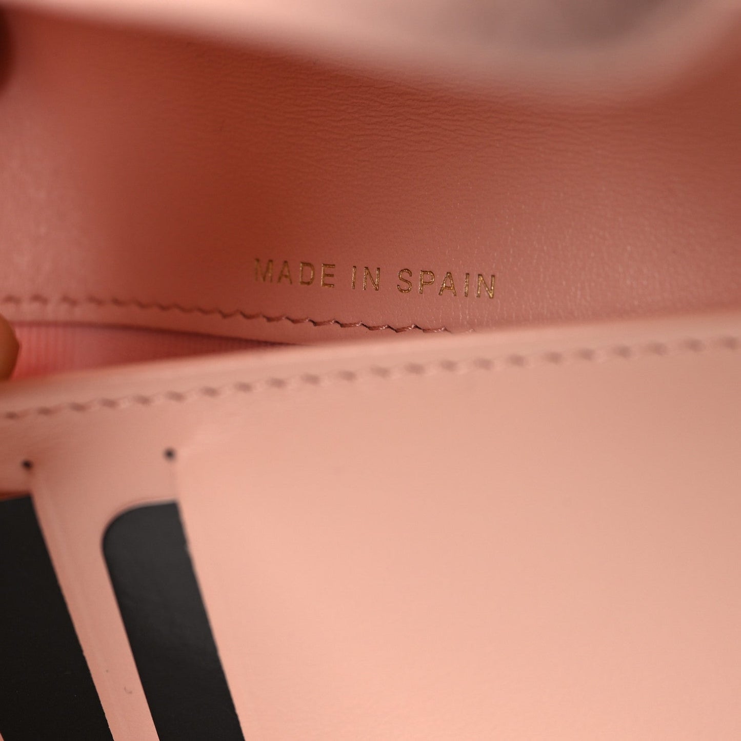 Caviar Quilted Medium Flap Wallet Light Pink