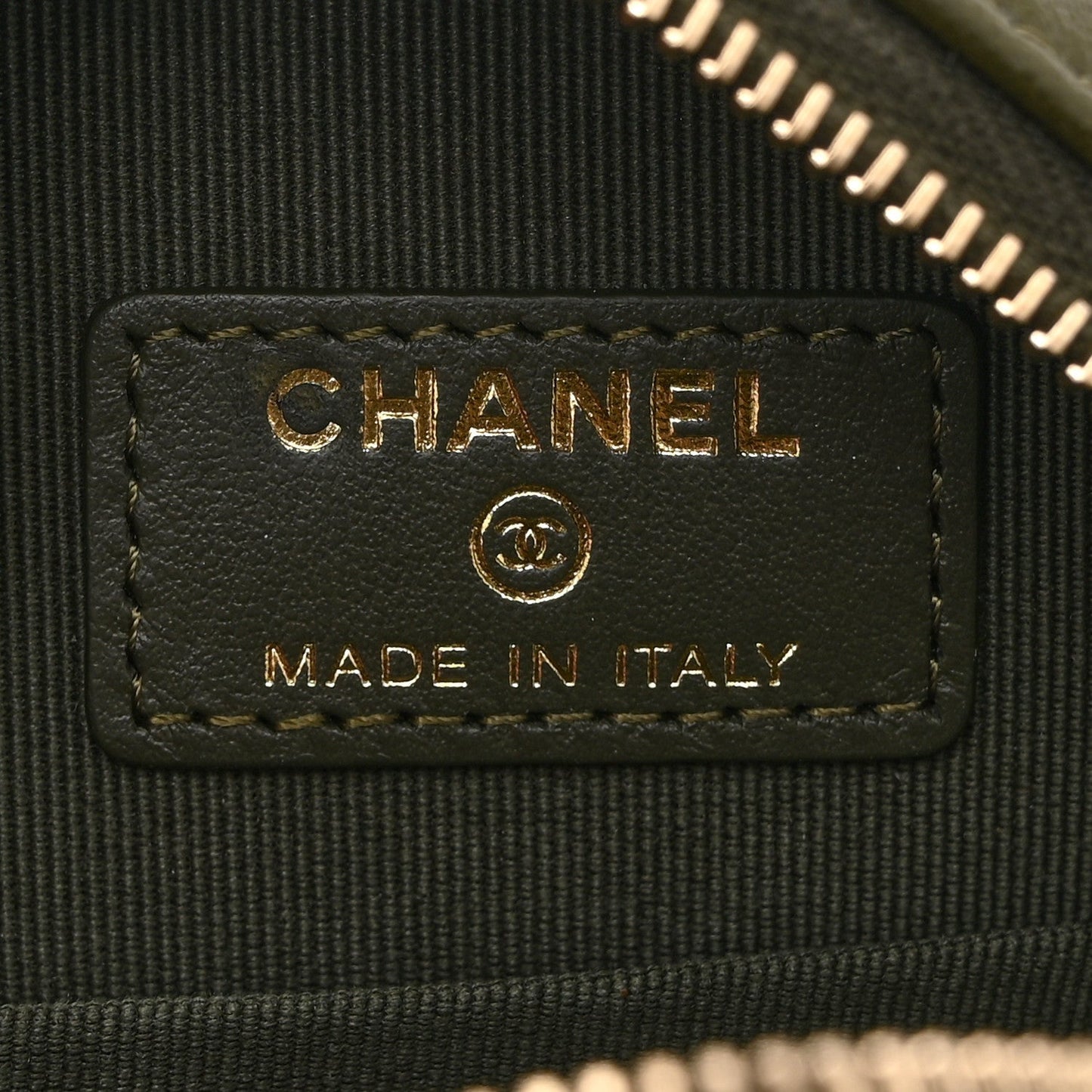 Lambskin Quilted Chanel 19 Round Clutch With Chain Green