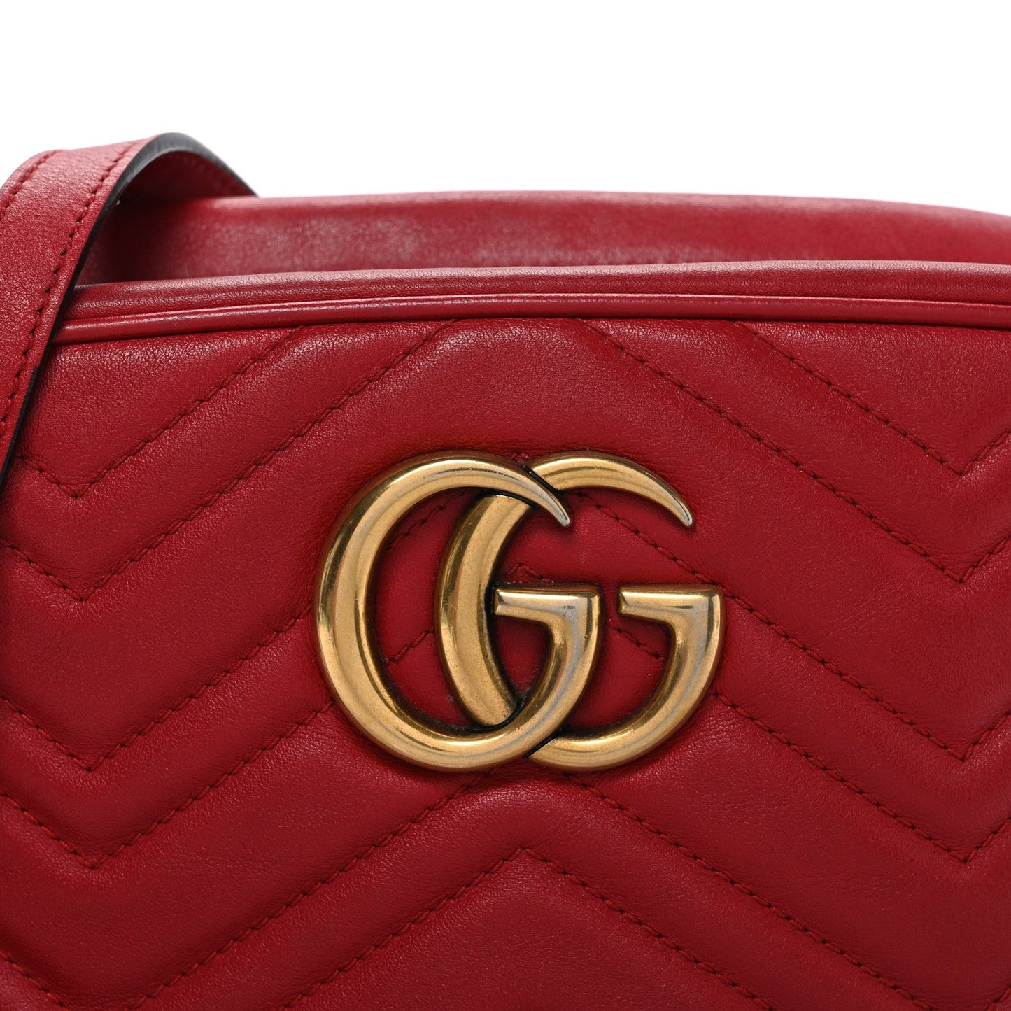 Calfskin Matelasse Small GG Marmont Chain Shoulder Bag Hibiscus Red