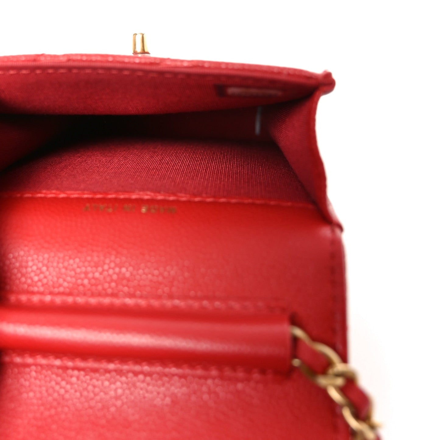 Caviar Quilted Chain Handle Round Phone Holder Red