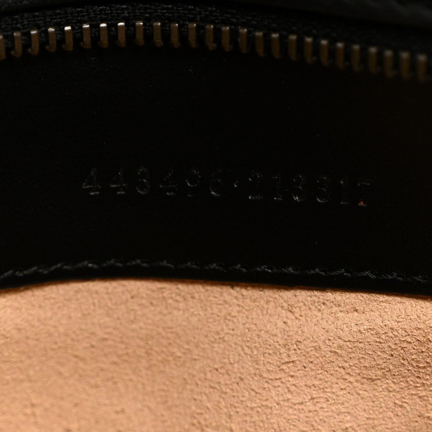 Calfskin Matelasse Medium GG Marmont Shoulder Bag Black