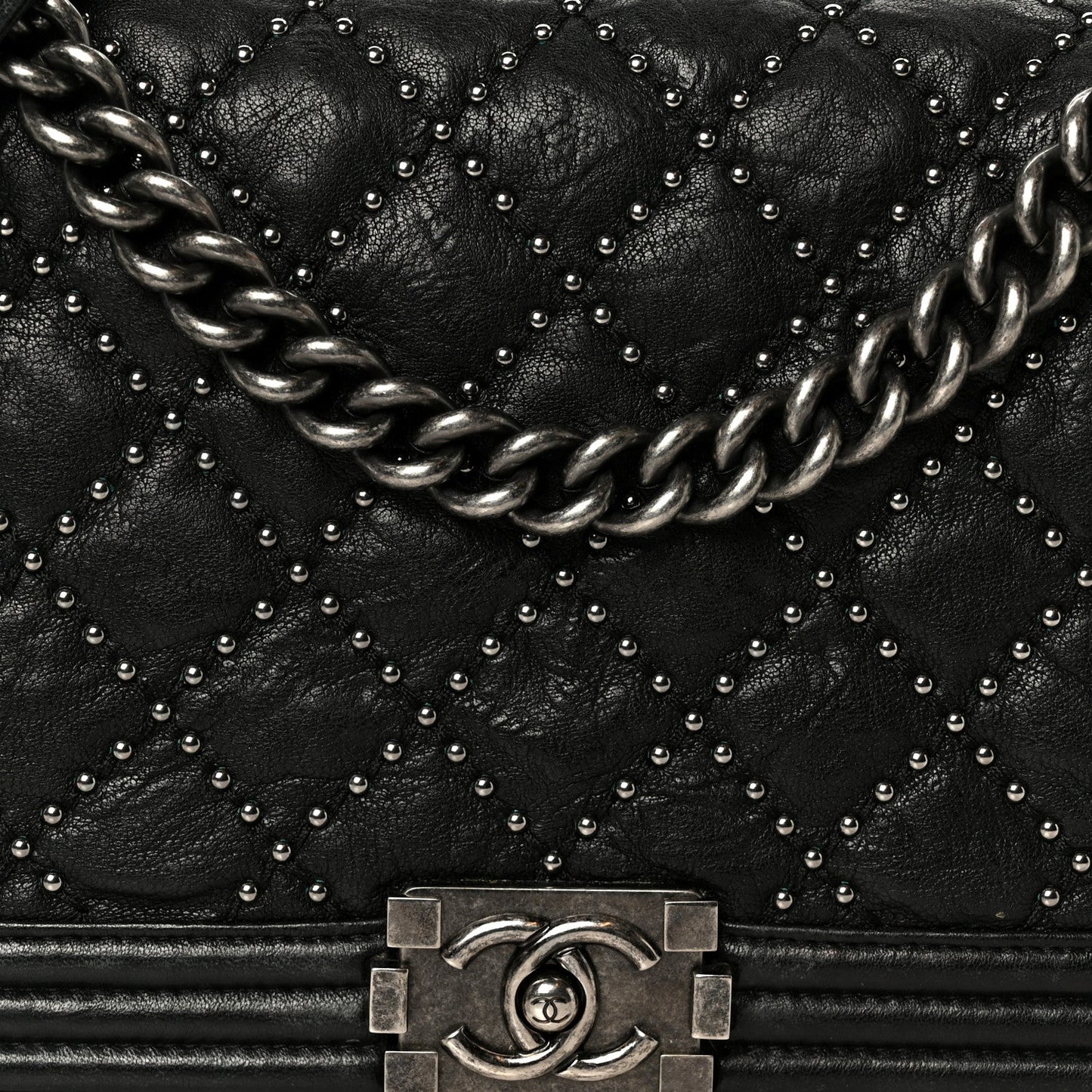 Crumpled Lambskin New Medium Studded Boy Flap Black