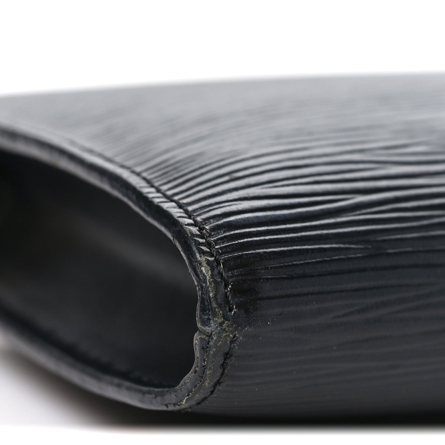 Epi Pochette Accessories 24 Black