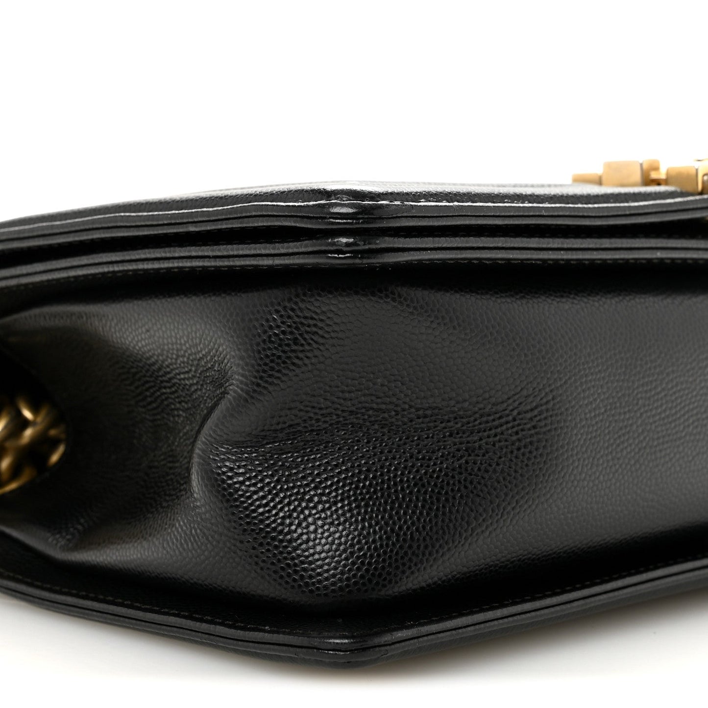 Caviar Quilted Medium Boy Flap Black