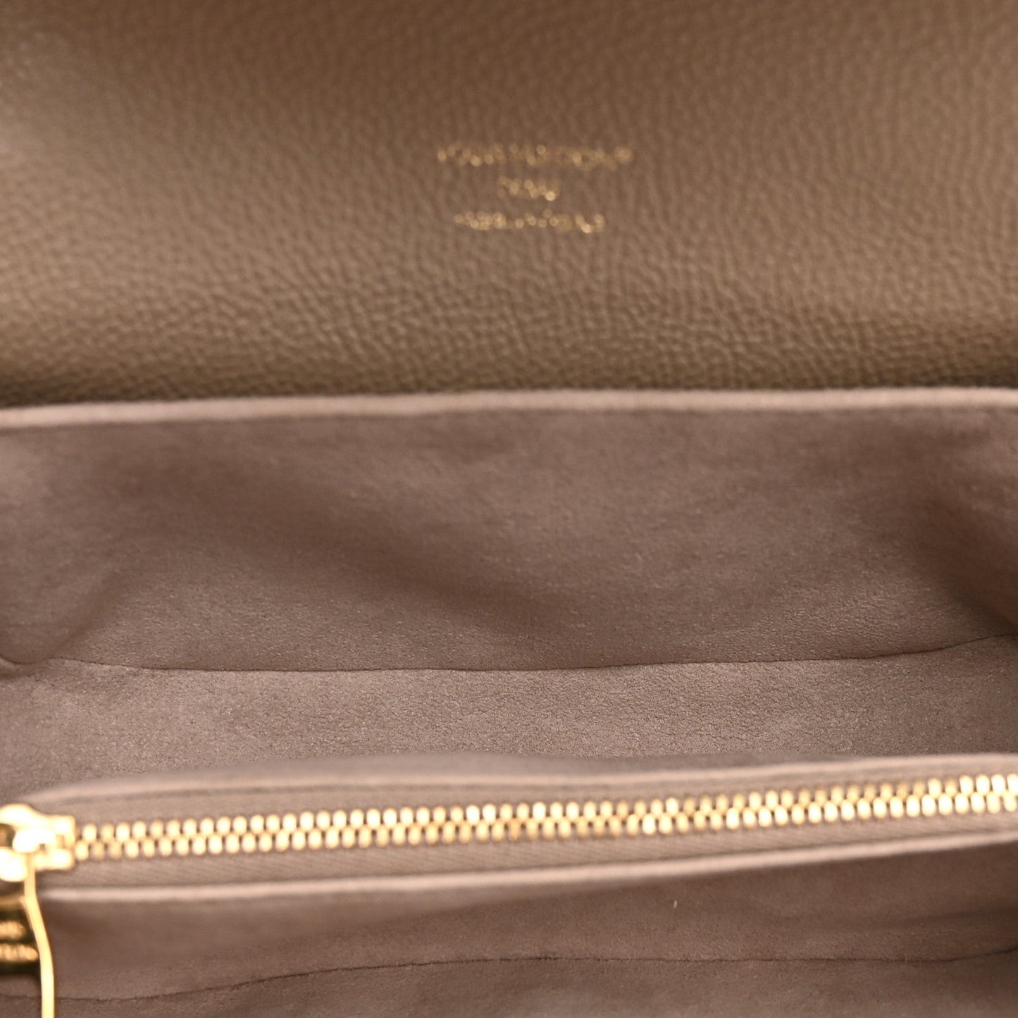 Empreinte Monogram Giant Pochette Metis East West Tourterelle Creme