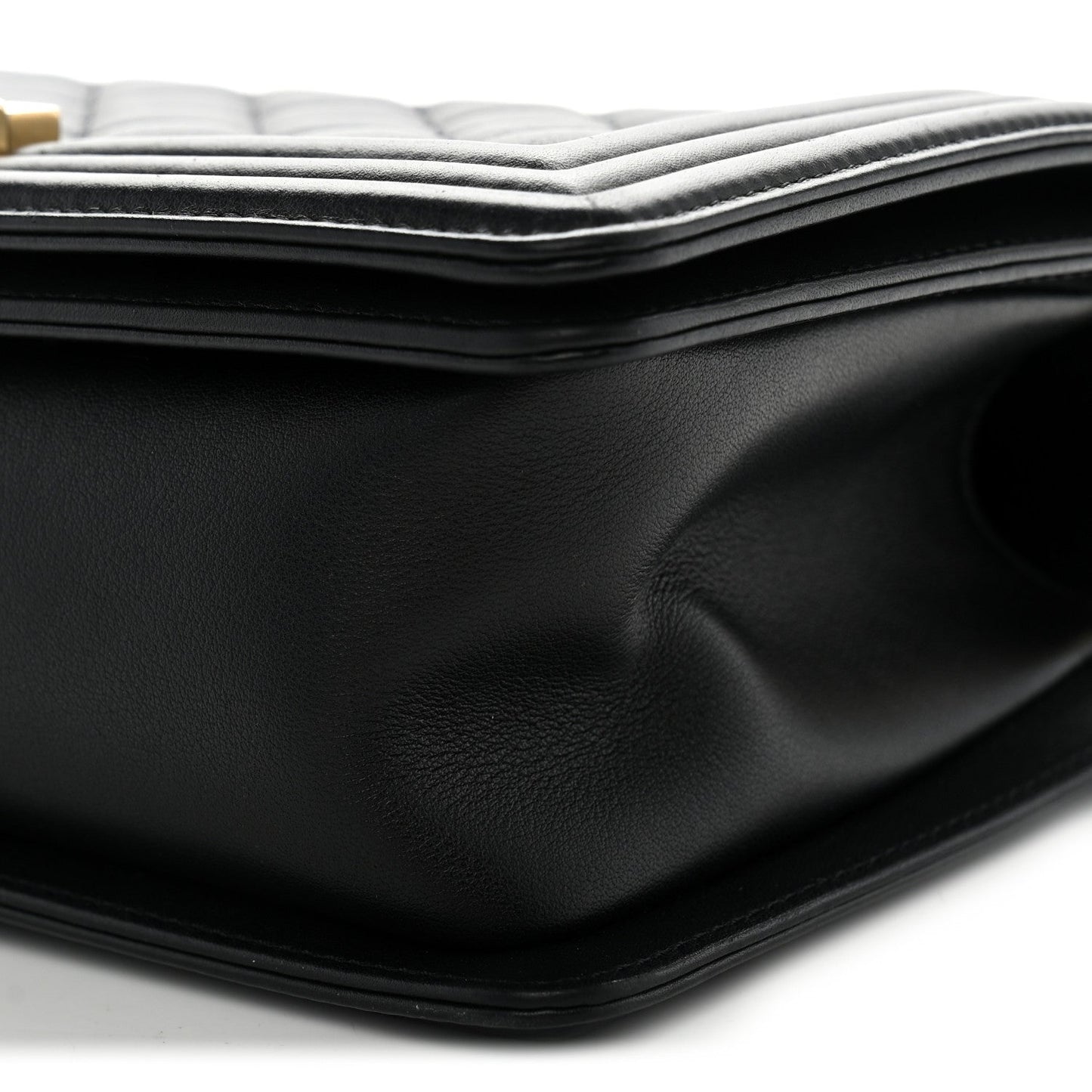 Calfskin Quilted Medium Boy Flap Black