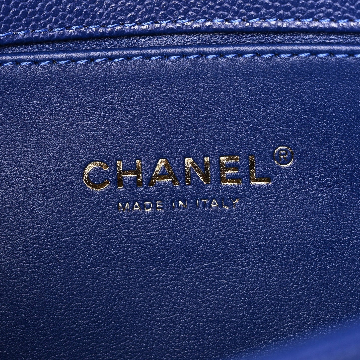 Caviar Quilted Medium Boy Flap Blue