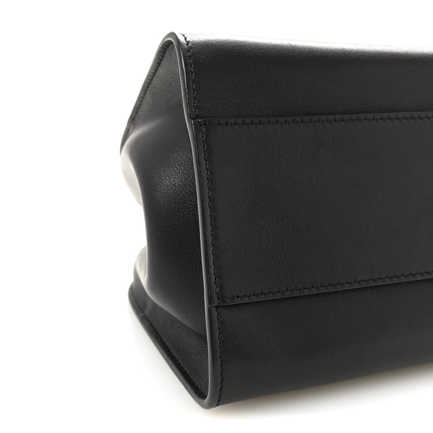 Smooth Calfskin Peggy Bag Black
