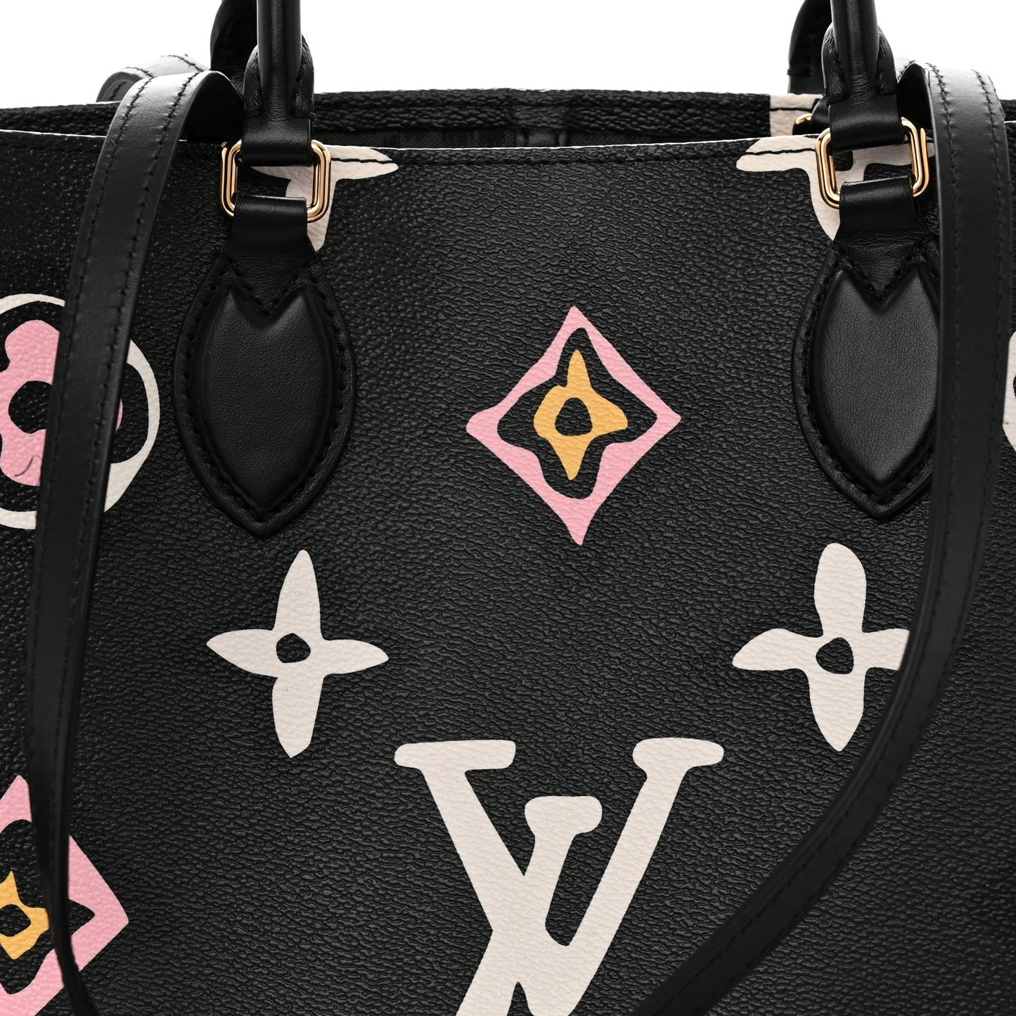 Monogram Giant Wild At Heart Onthego GM Black
