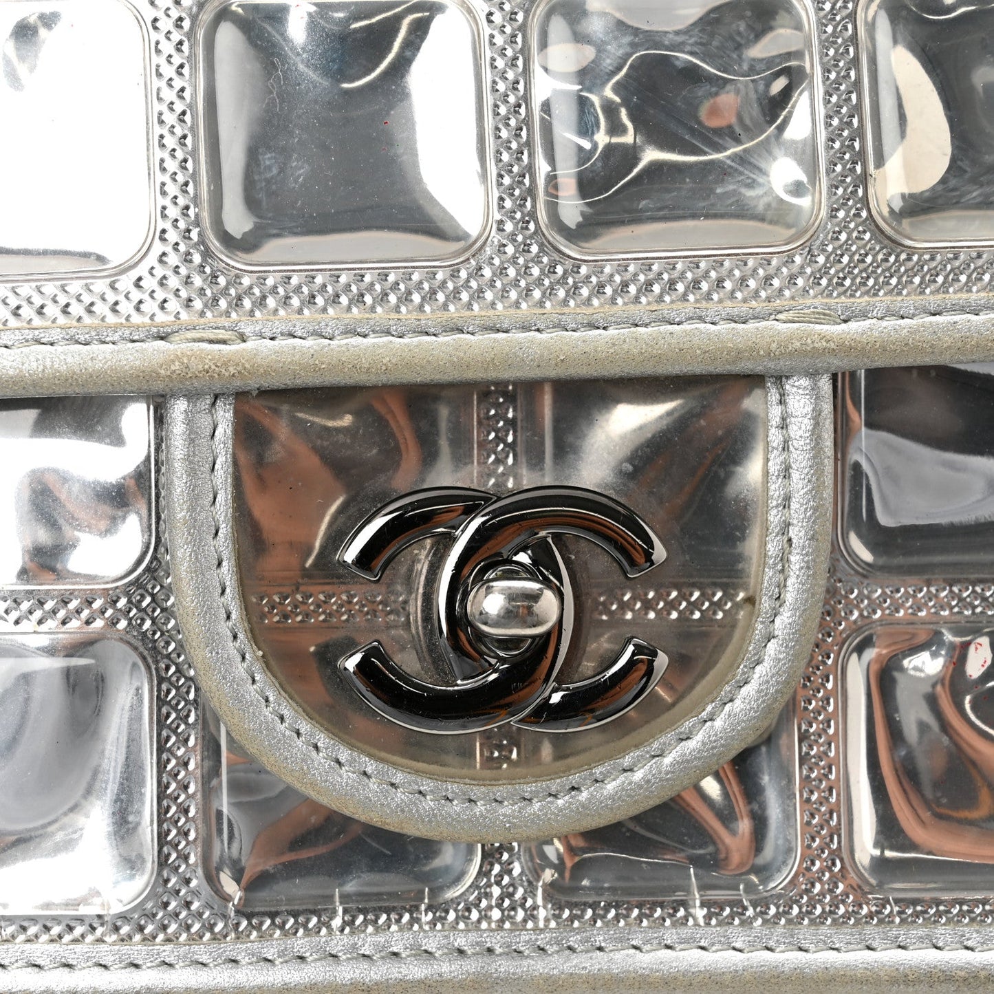 Vinyl Large Ice Cube Flap Silver
