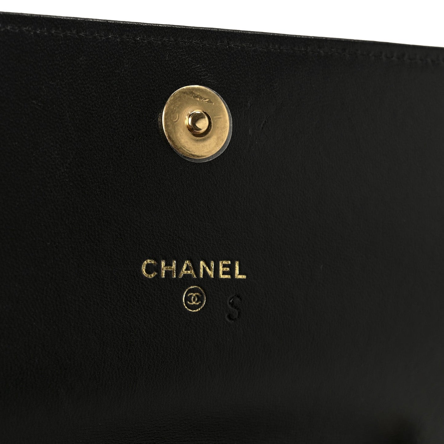 Lambskin Quilted CC Pearl Enamel Clutch on Chain WOC Black
