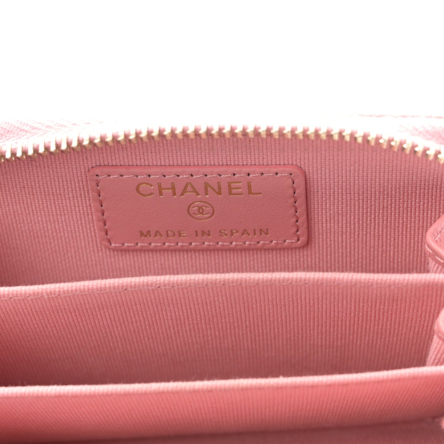 Caviar Quilted Zip Coin Purse Pink