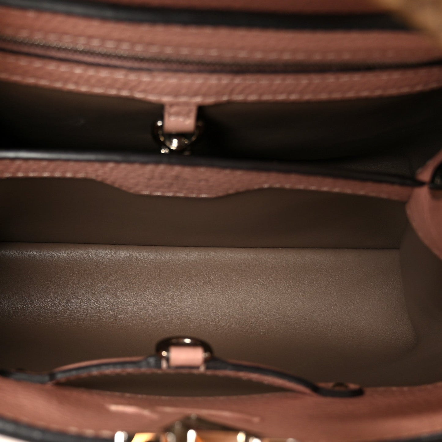 Taurillon Snakeskin Capucines BB