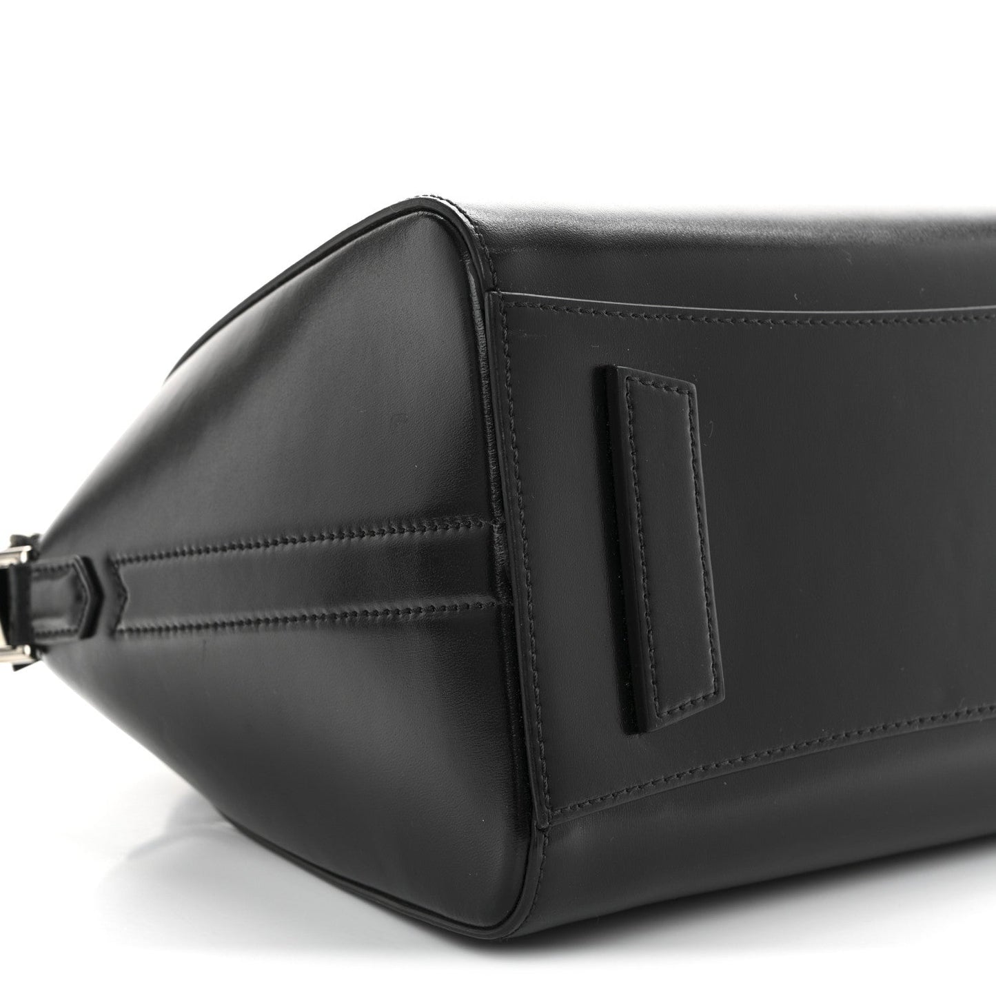 Shiny Lord Calfskin Medium Antigona Black