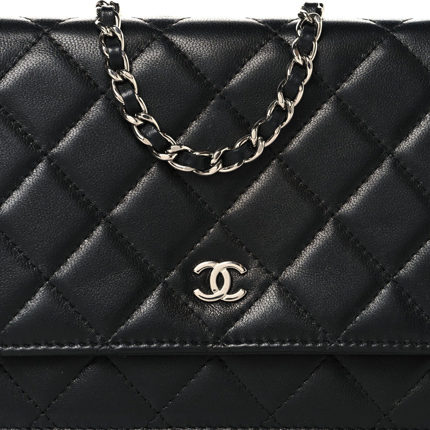 Lambskin Quilted Wallet On Chain WOC Black