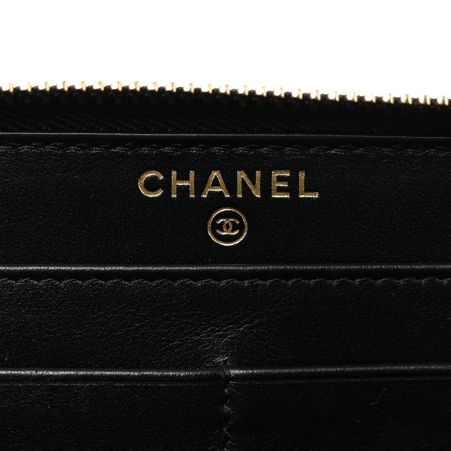 Caviar Quilted Filigree Zip Around Wallet Black