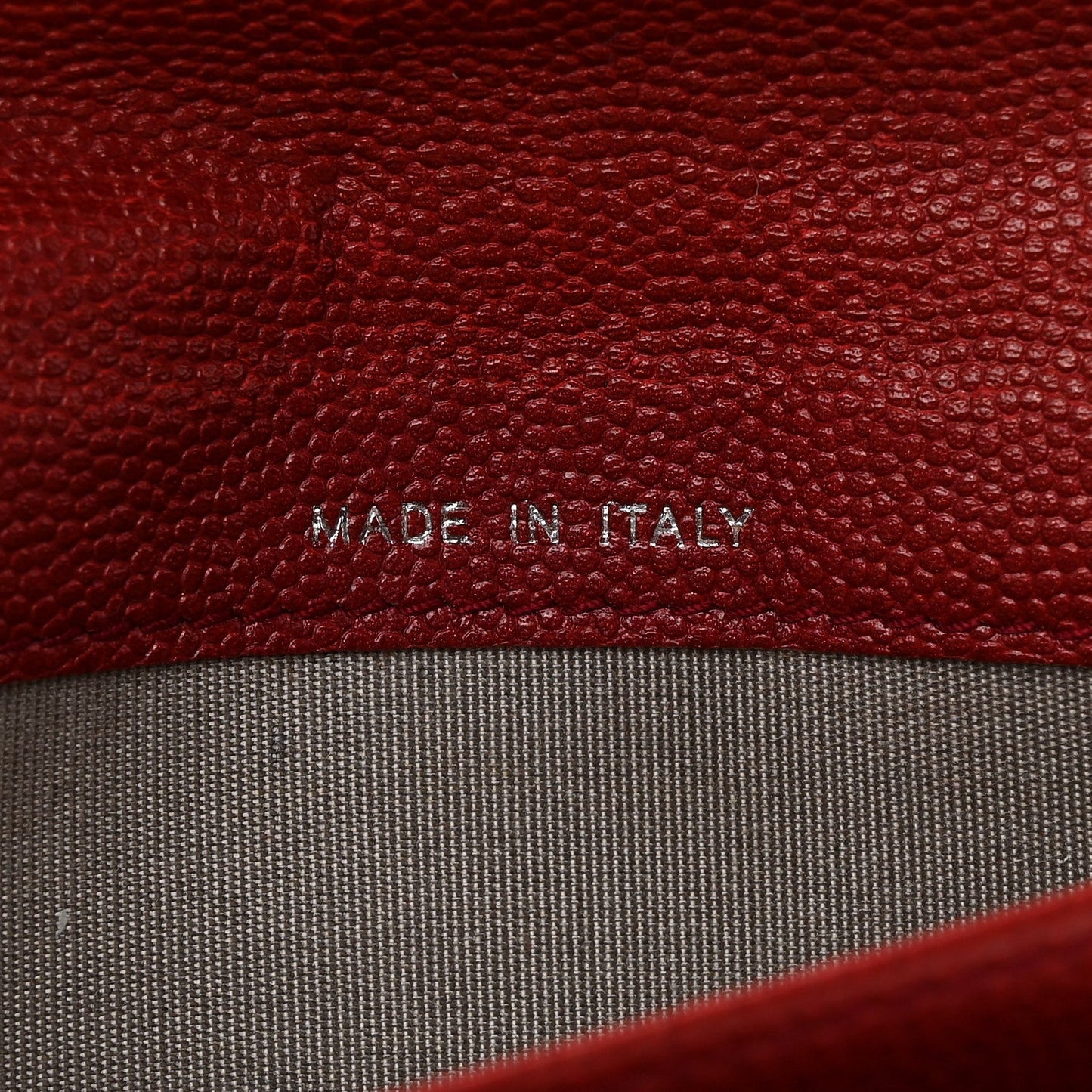 Caviar Sevruga Yen Wallet Red