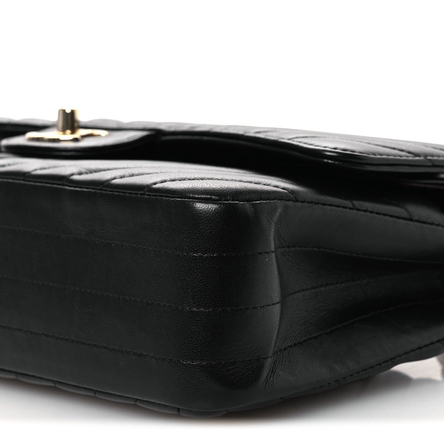 Lambskin Chevron Quilted Medium Double Flap Black