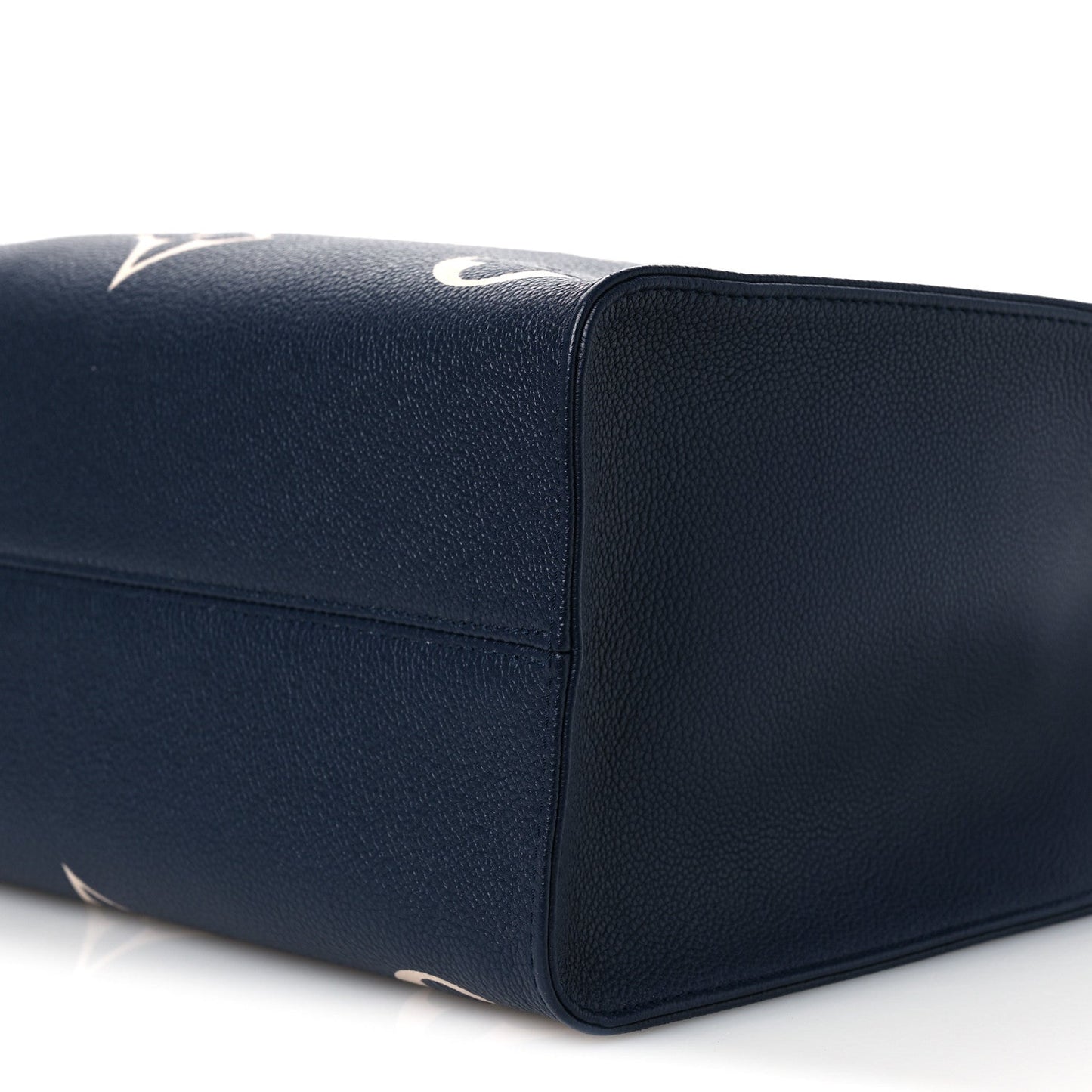 Empreinte Monogram Giant Onthego MM Navy Creme