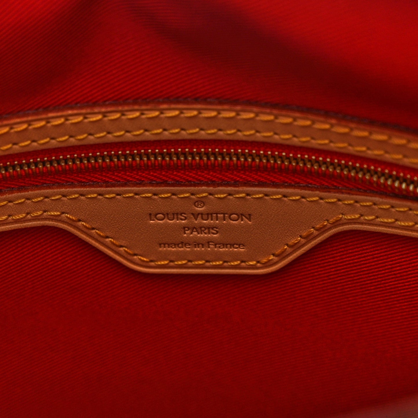 Monogram Carry It