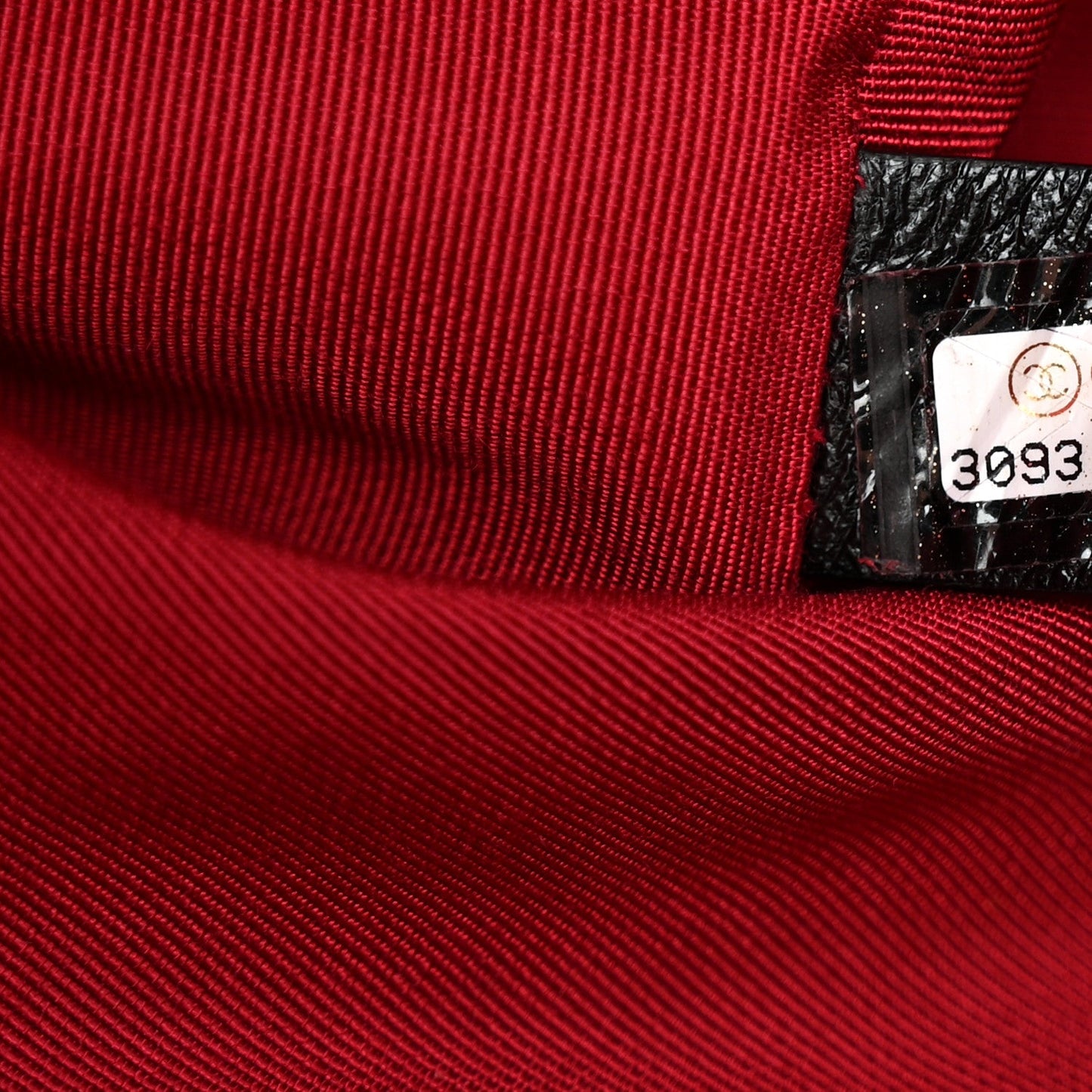 Lambskin Quilted Maxi Chanel 19 Flap Black
