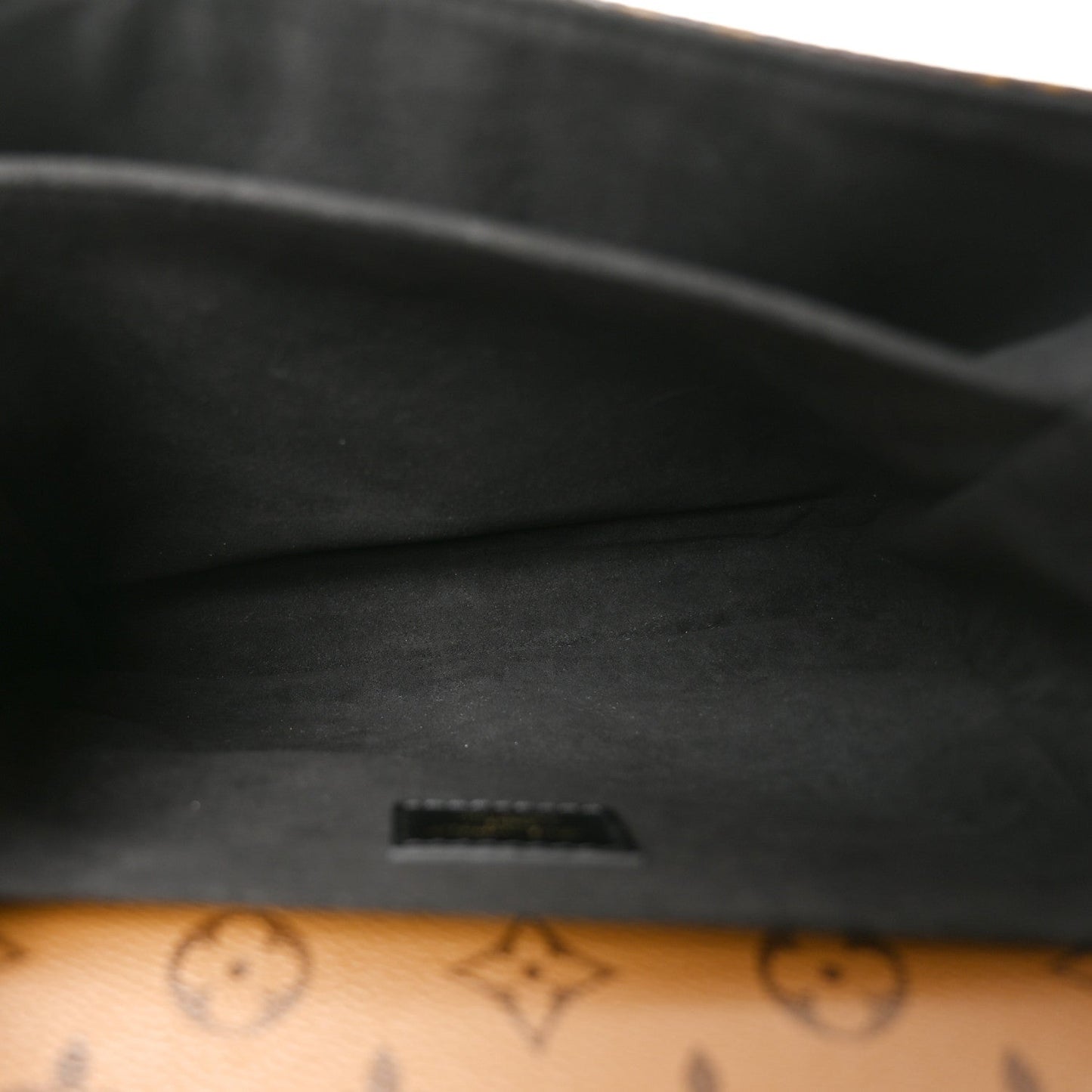 Reverse Monogram Pochette Metis
