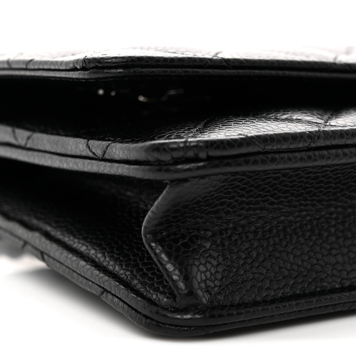 Caviar Quilted CC Turnlock Wallet On Chain WOC Black