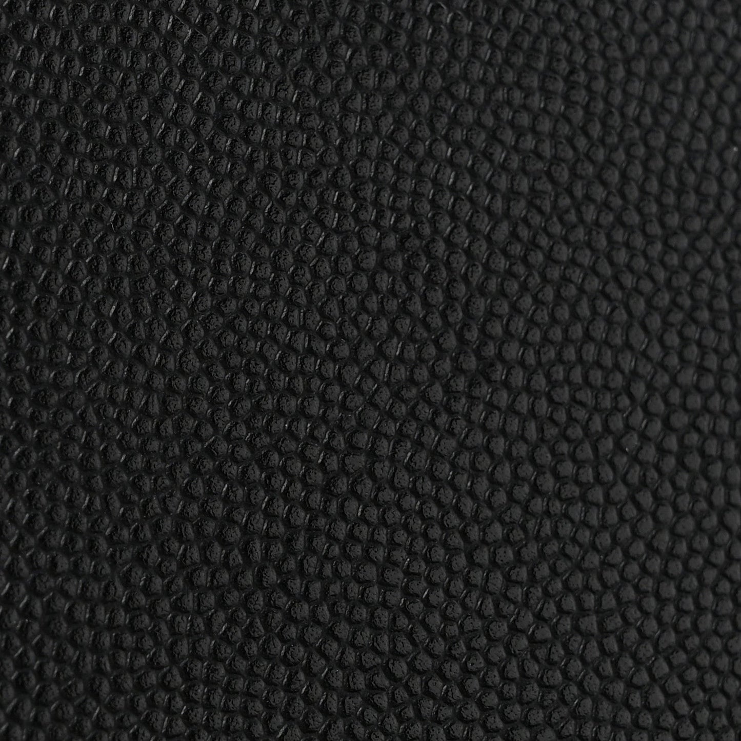 Caviar Quilted Medium Boy Flap Black