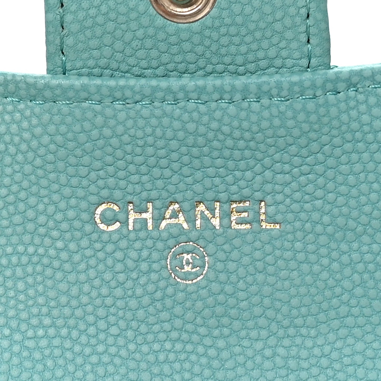 Caviar Flat Chevron Quilted Flap Card Holder Green