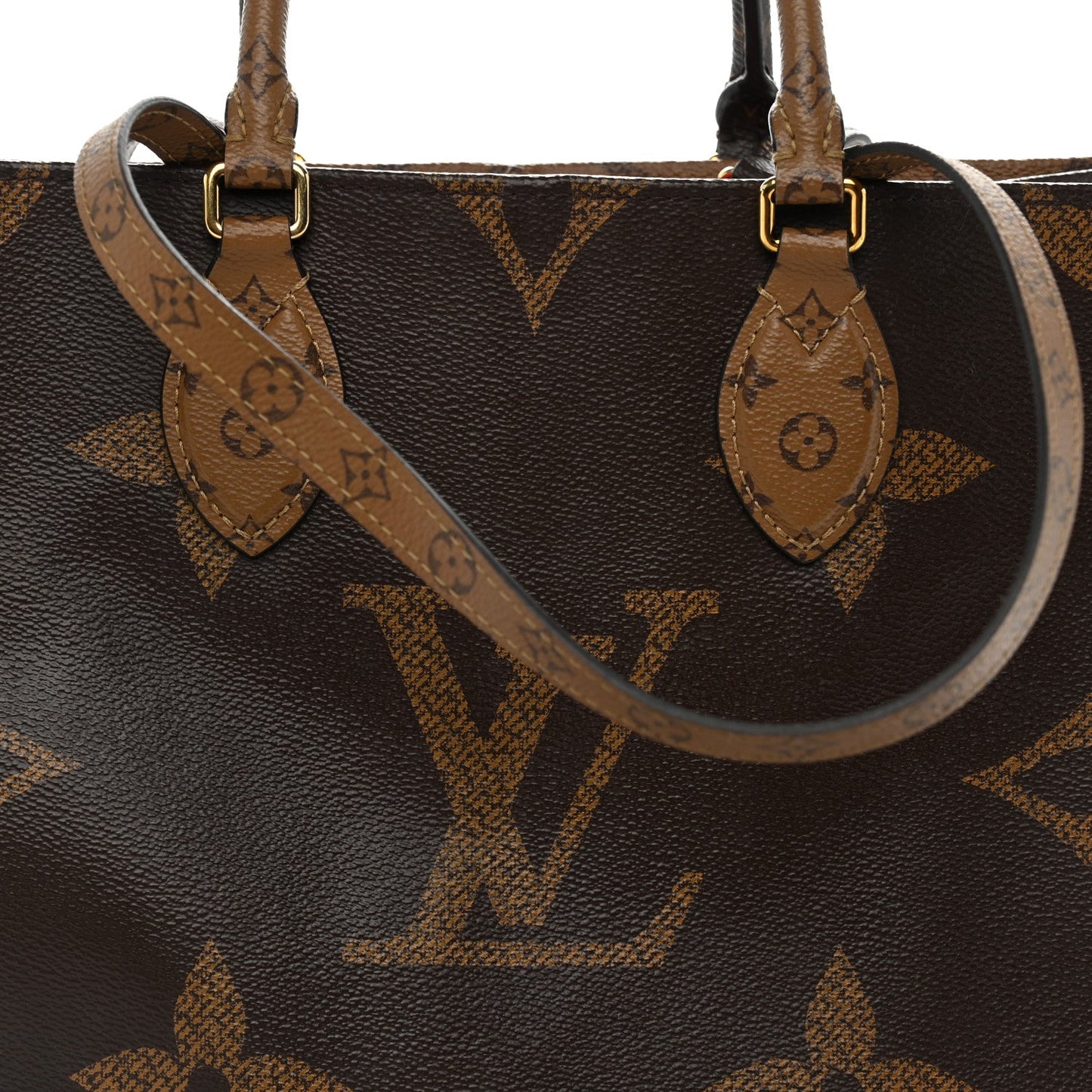 Reverse Monogram Giant Onthego MM