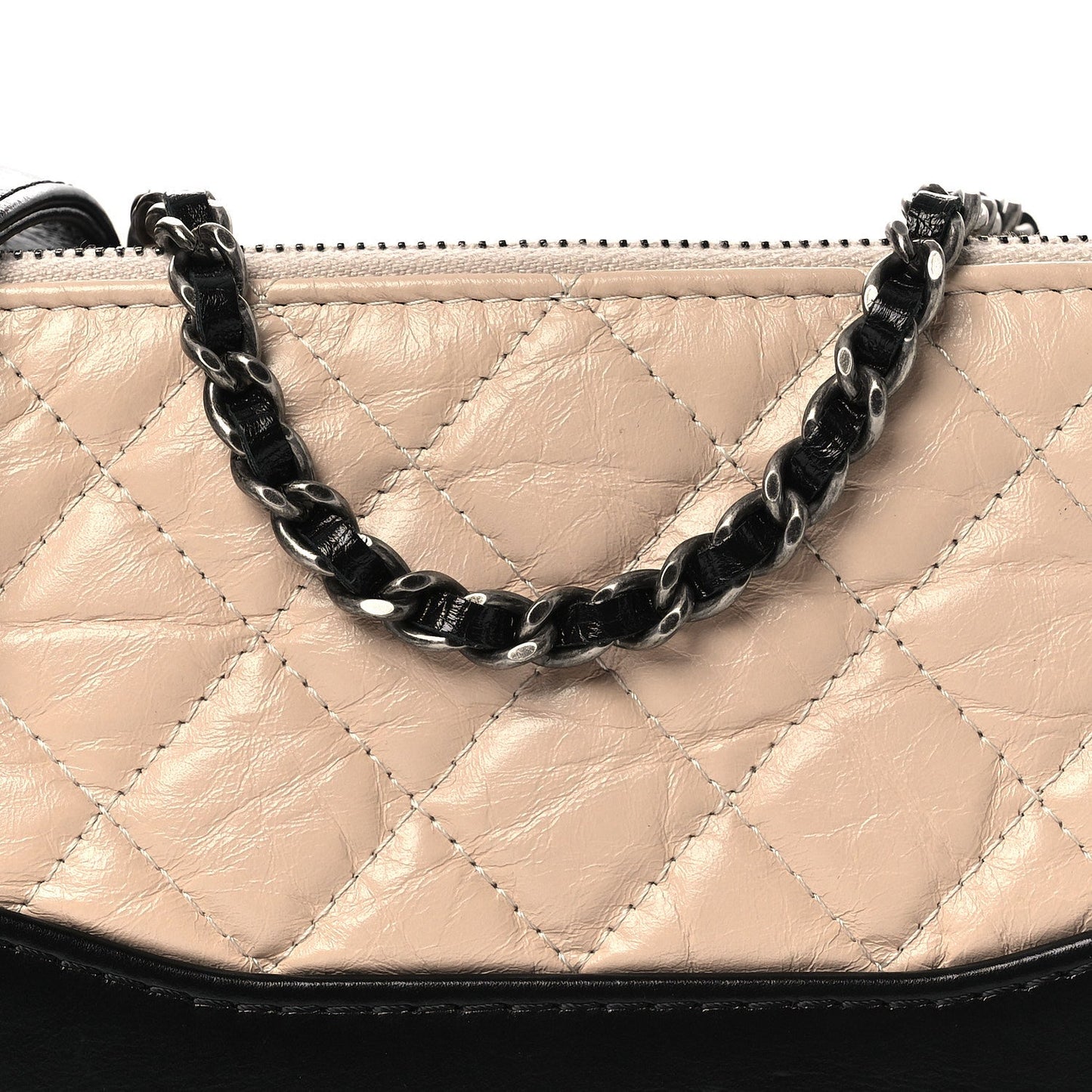 Aged Calfskin Quilted Small Gabrielle Clutch With Chain Beige Black