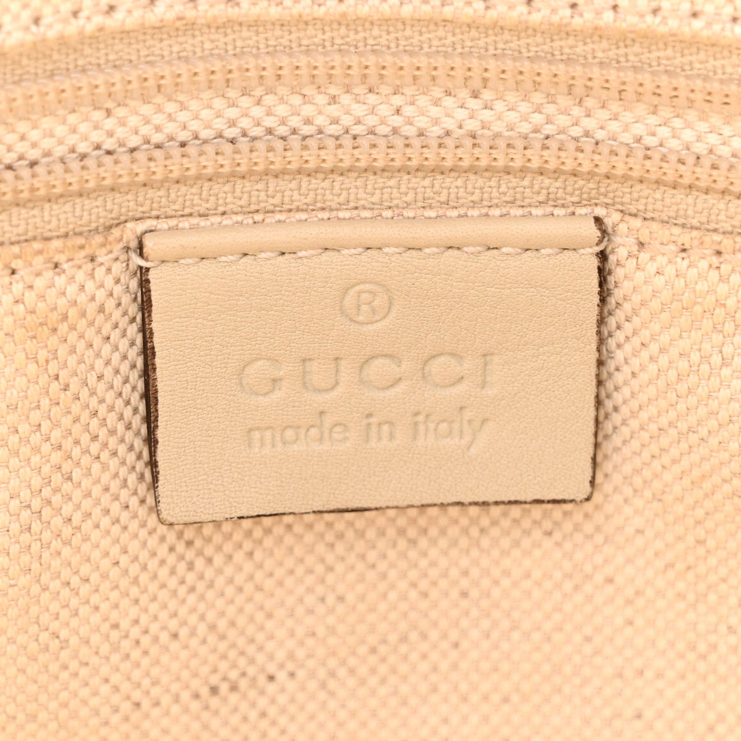 Guccissima Medium Sukey Tote Mystic White
