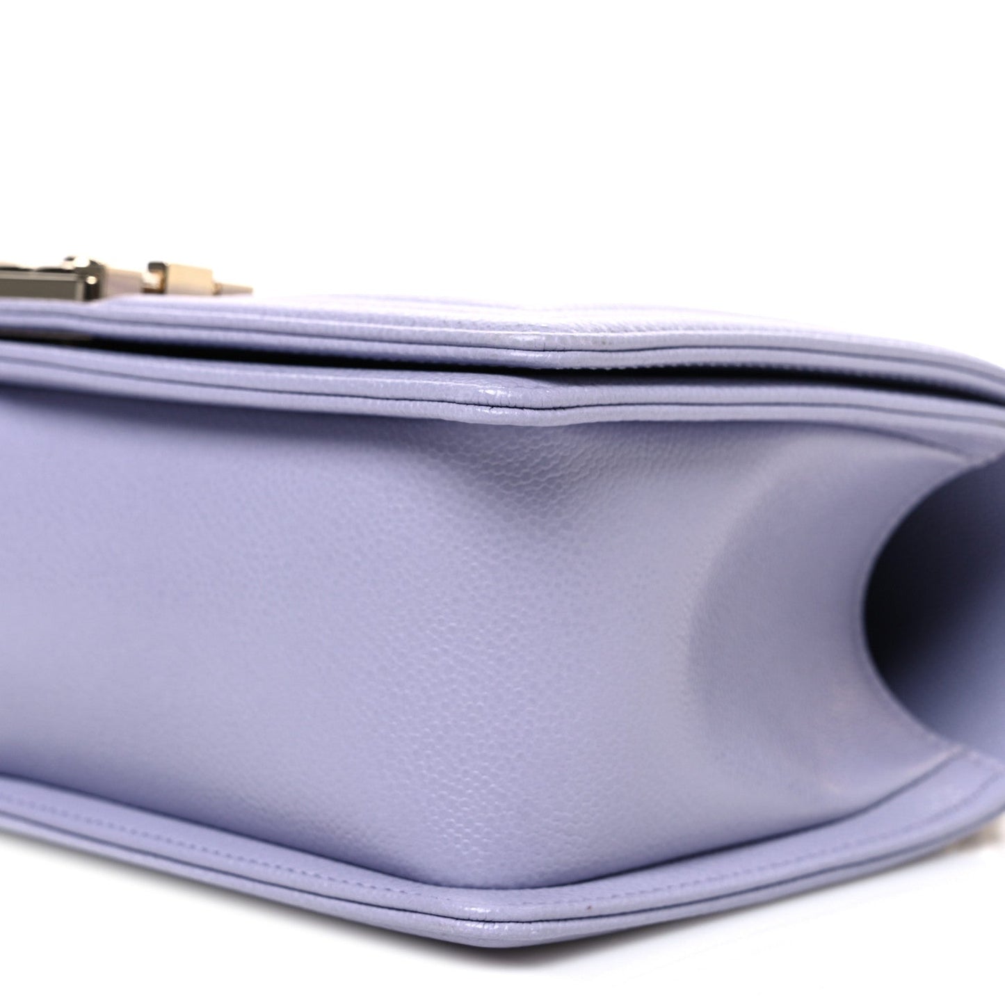 Caviar Quilted Medium Boy Flap Light Purple