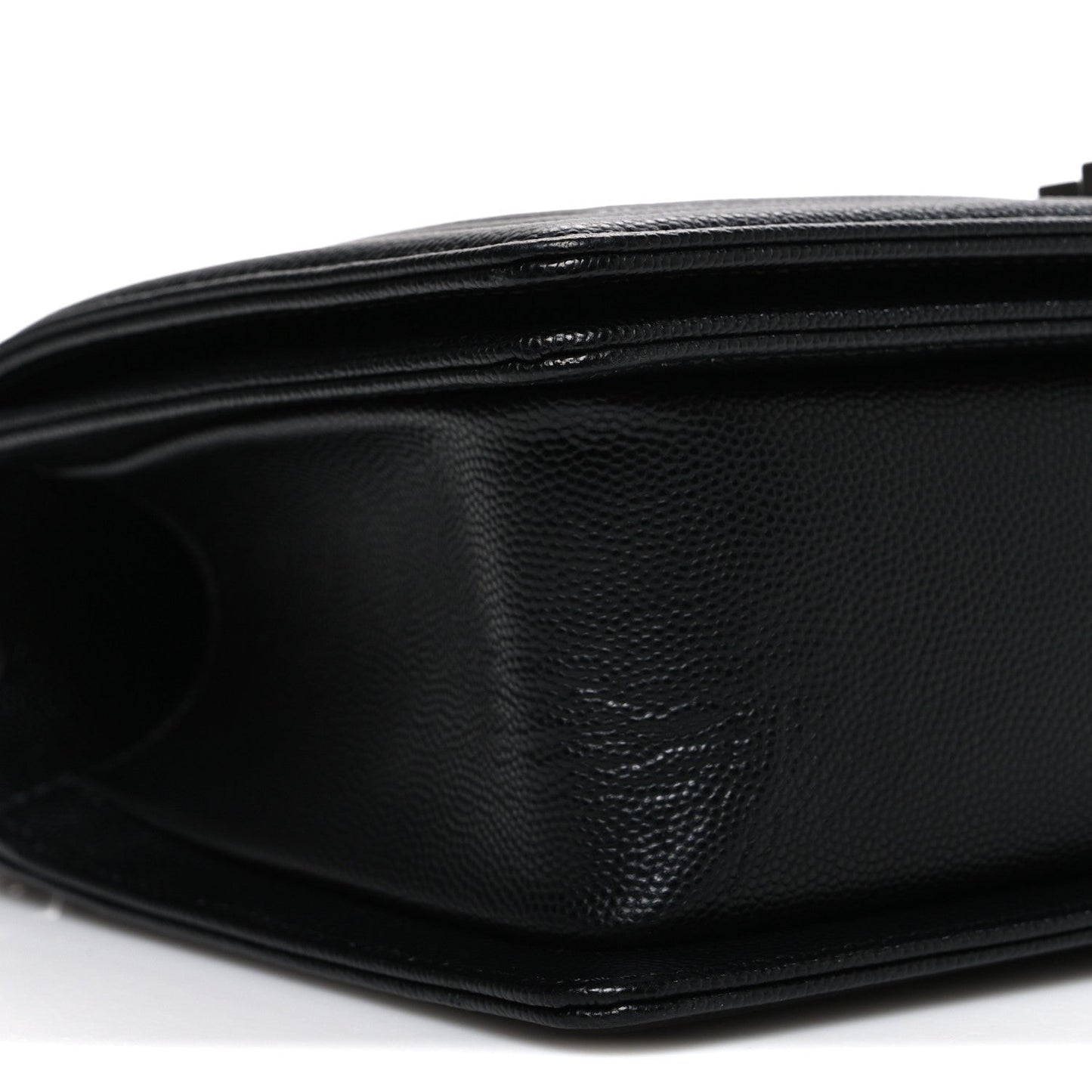 Caviar Quilted Medium Boy Flap Black