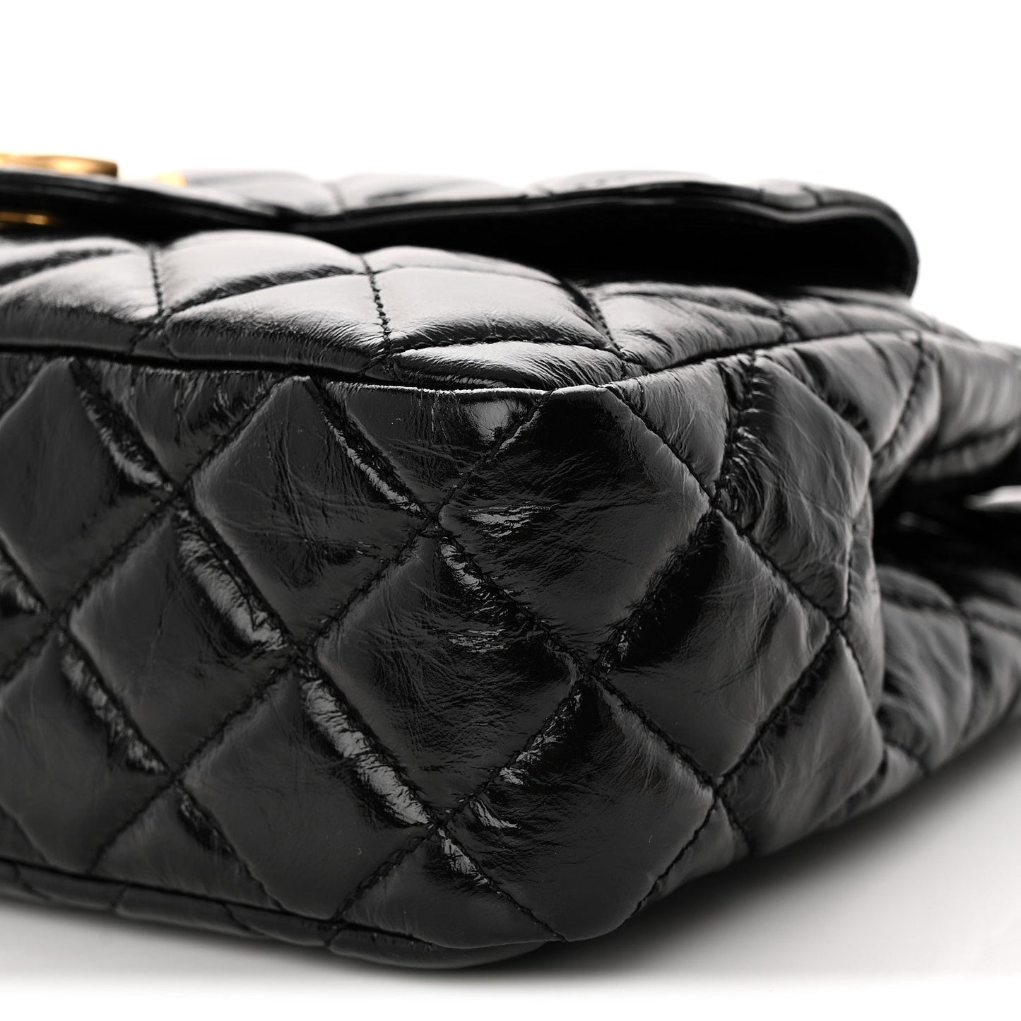 Shiny Crumpled Calfskin Quilted Wavy CC Hobo Black