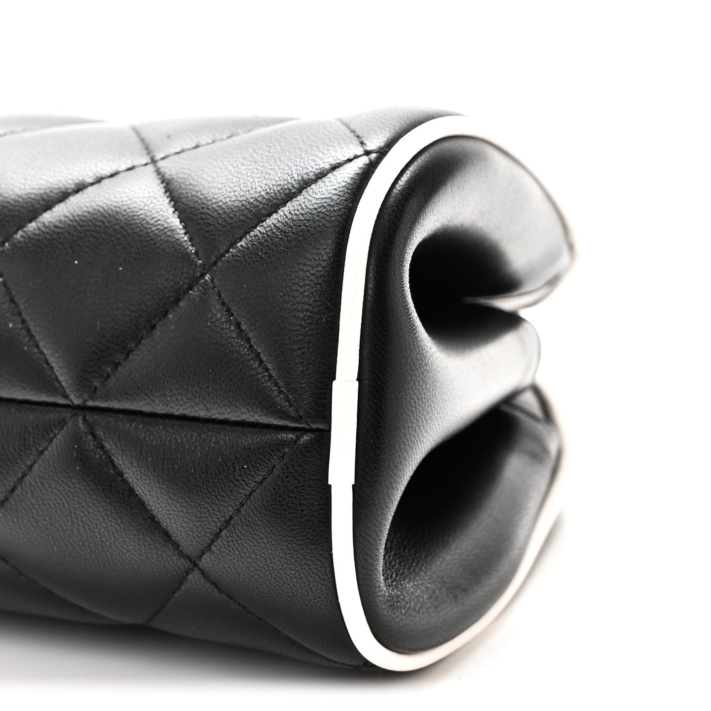 Lambskin Quilted Clutch With Chain Black White