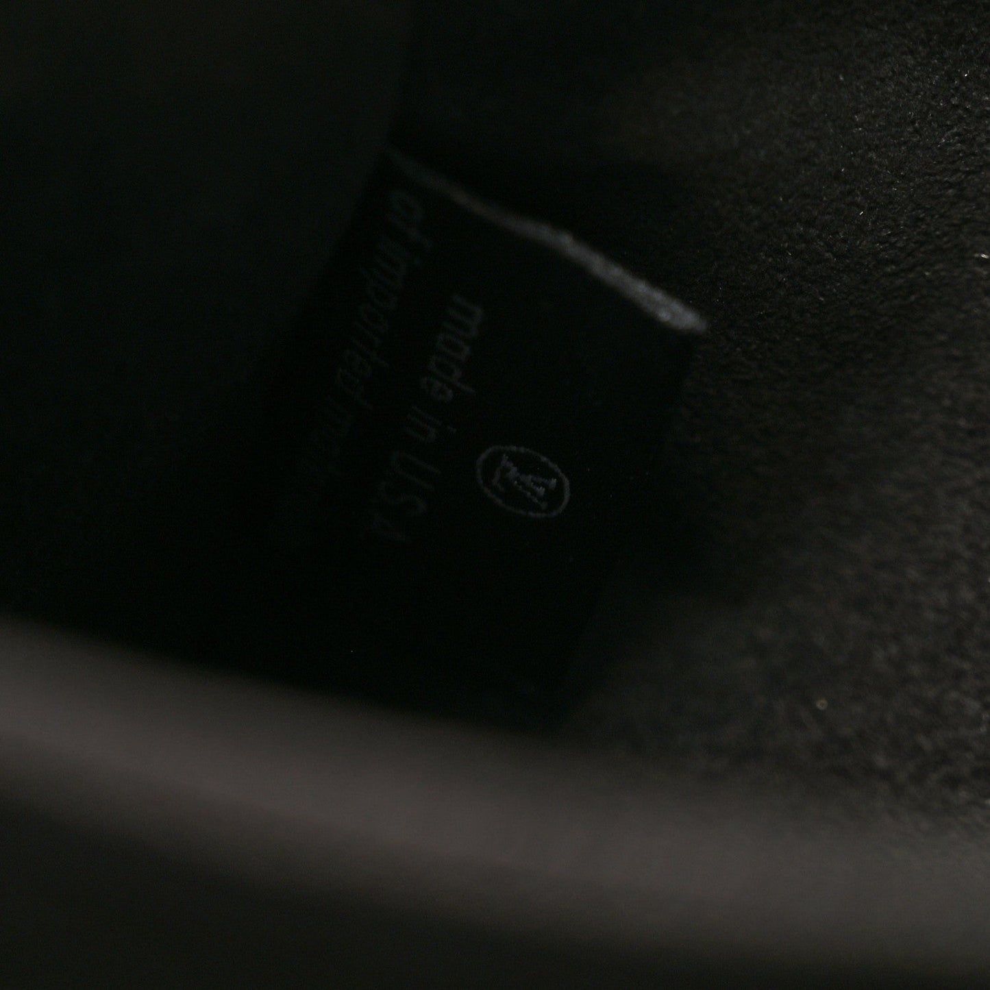 Reverse Monogram Pochette Metis