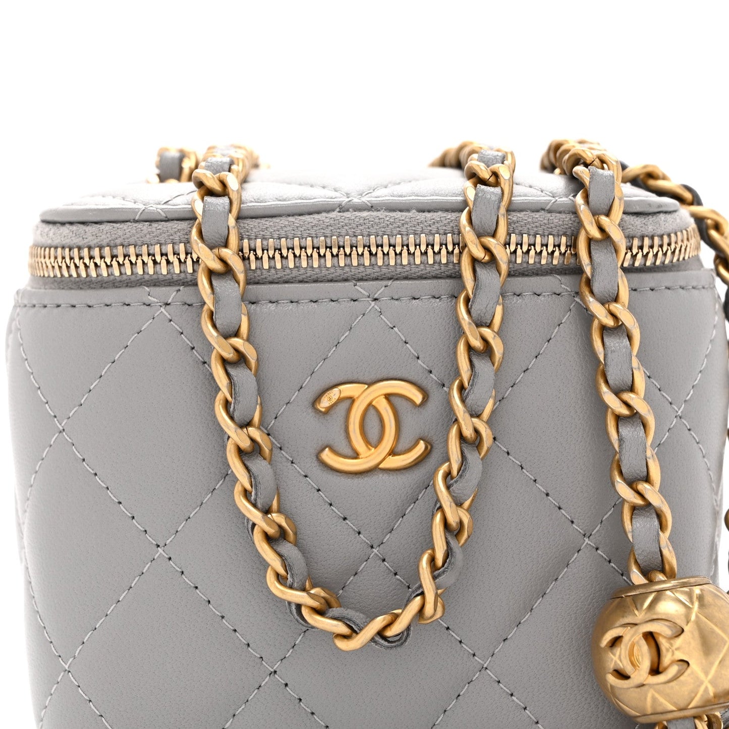 Lambskin Quilted Pearl Crush Mini Vanity Case With Chain Light Purple