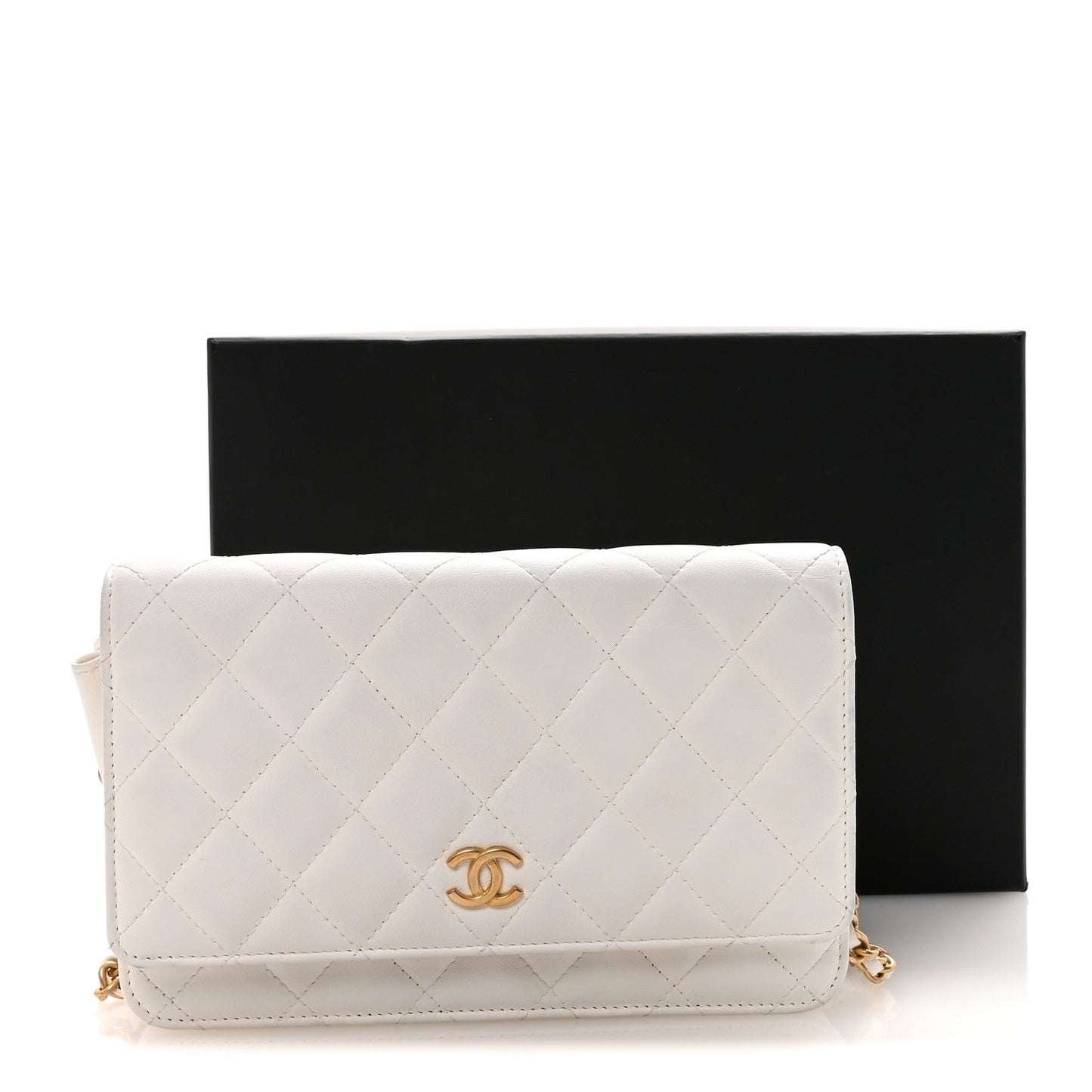 Lambskin Quilted Romance Wallet On Chain WOC White