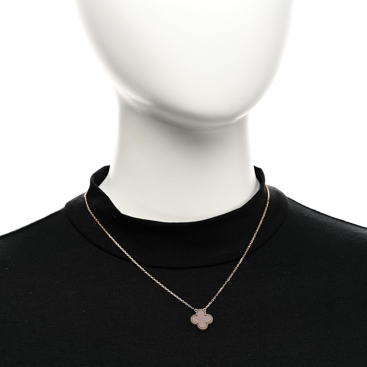 18K Yellow Gold Carnelian Vintage Alhambra Pendant Necklace