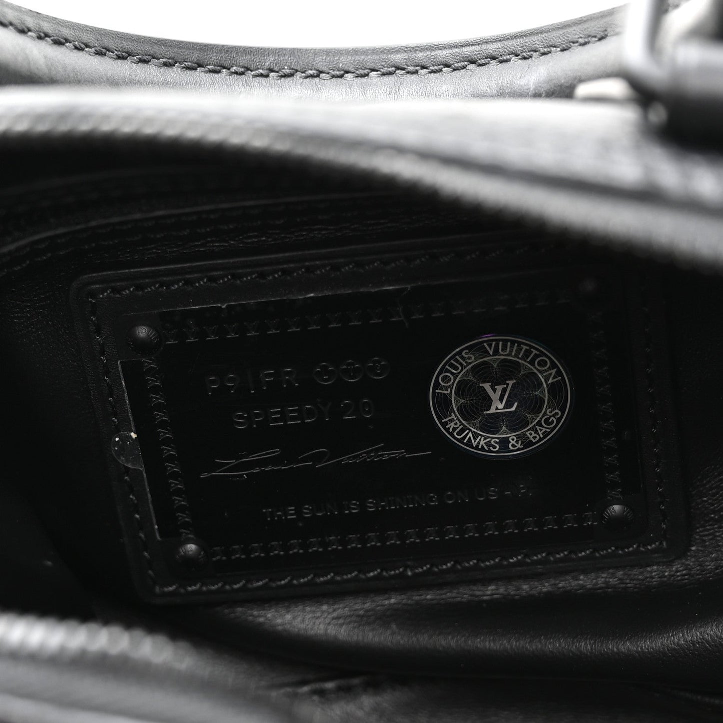 Calfskin Monogram Speedy P9 Bandouliere 20 Ultra Black