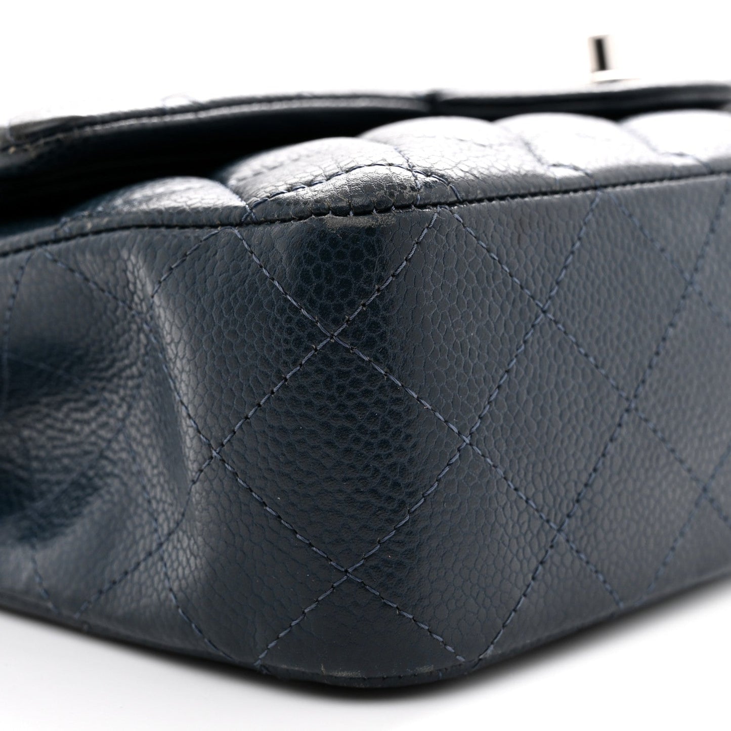 Caviar Quilted Medium Double Flap Navy