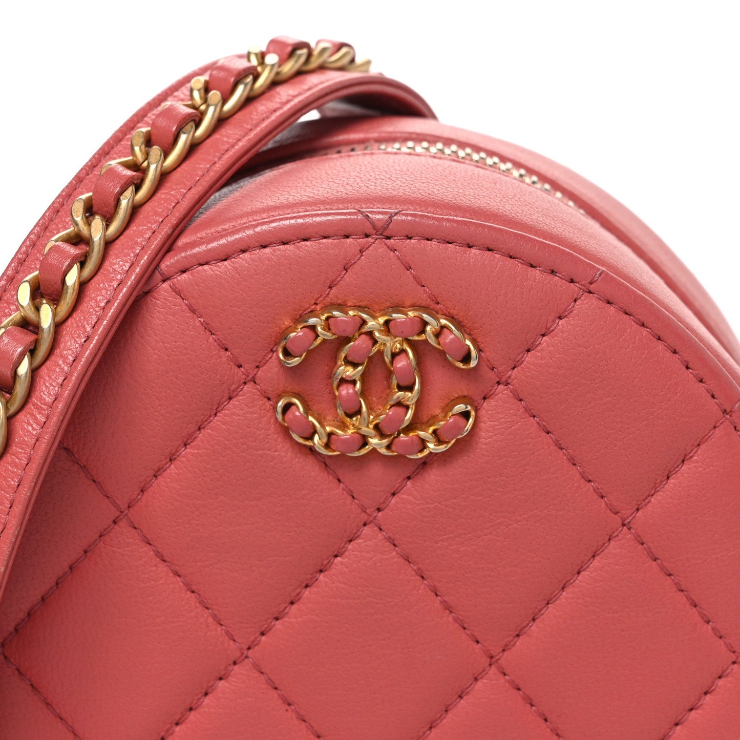 Goatskin Quilted Chanel 19 Round Clutch With Chain  Coral
