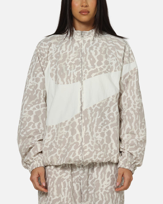 Nike Women's Sportswear Woven Printed Jacket Leopard/White