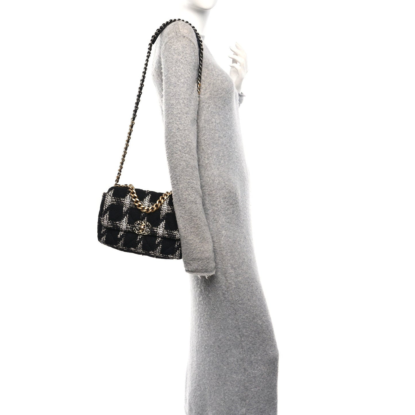 Tweed Quilted Medium Chanel 19 Flap Black White