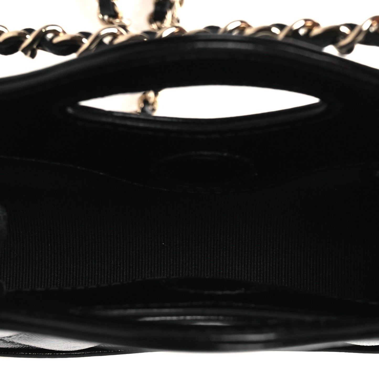 Shiny Lambskin Quilted Micro 31 Clutch With Chain Black