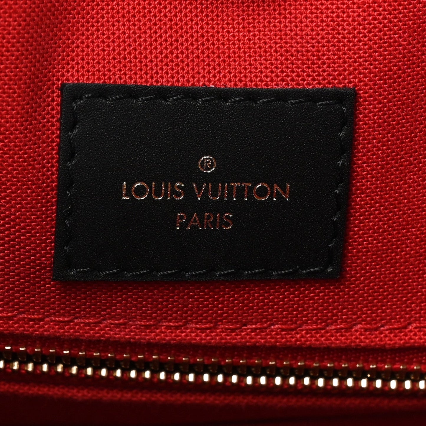 Reverse Monogram Giant Onthego MM