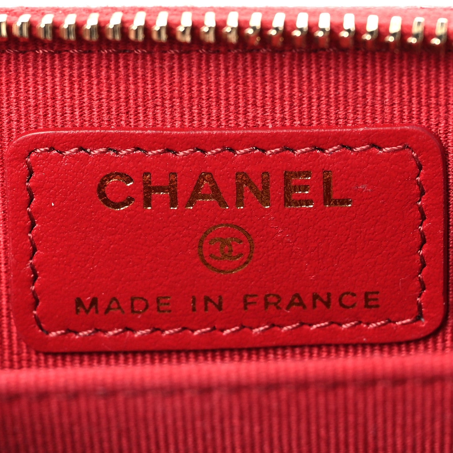 Caviar Quilted Zip Coin Purse Red