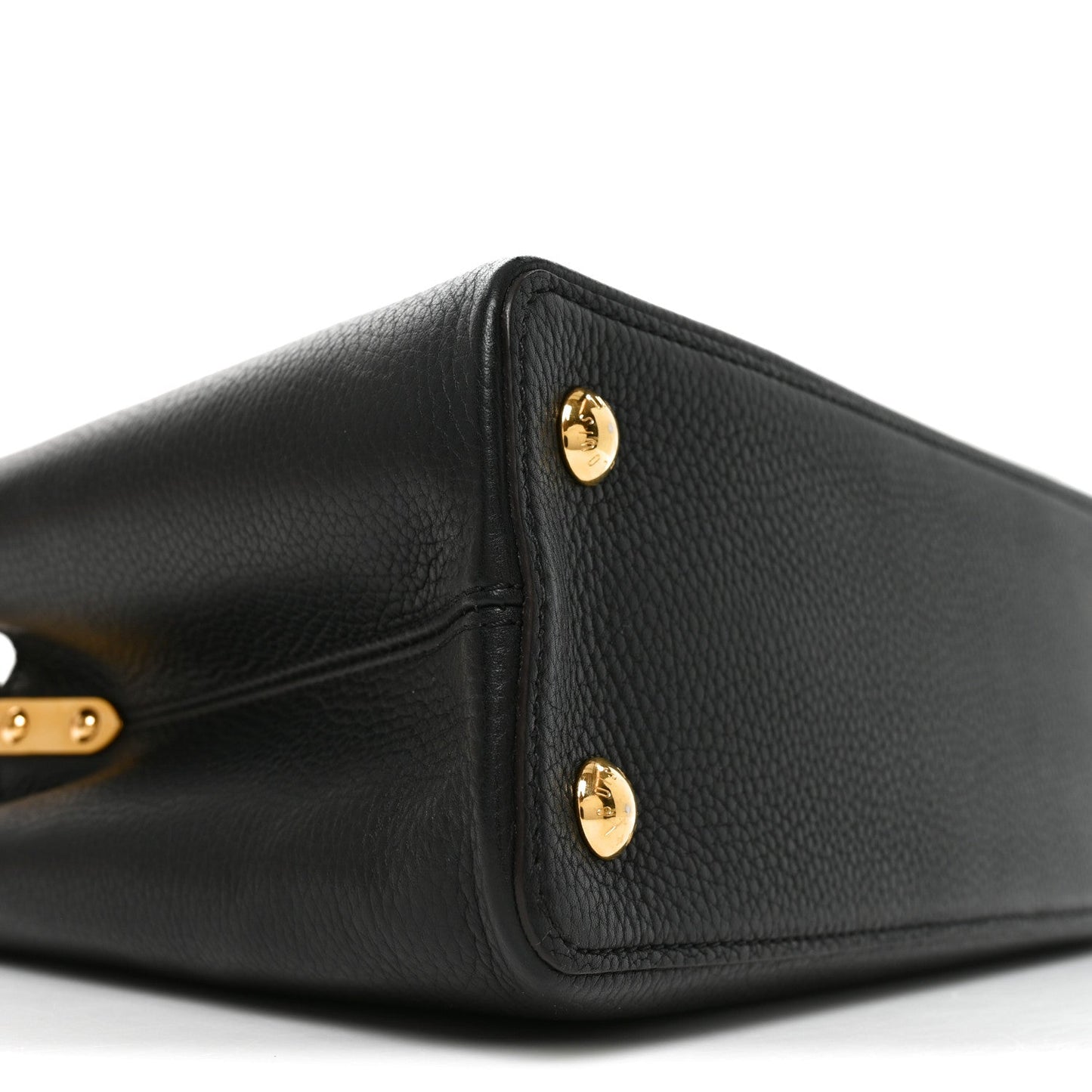 Taurillon Capucines PM Black